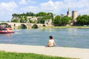 Côte d'Azur Urlaub: Blick auf Avignon.