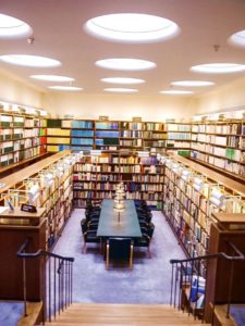 Architektur-Reise -Bibliothek Helsinki