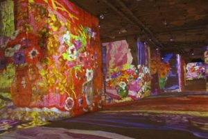 Wandern Provence-Les Baux-Lichtinstallation