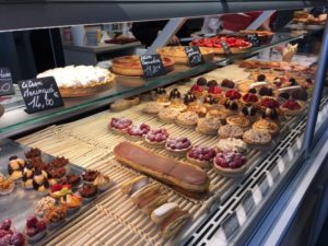 Lyon sehenswürdigkeiten - Süße Köstlichkeiten in der Patisserie in Lyon ©A.Seele