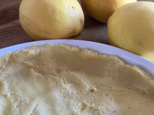 Zitronentarte Rezept - suesser Muerbeteig mit Zitronen.